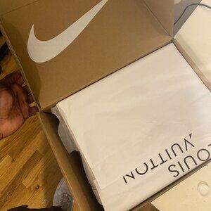 Louis Vuitton Nike Air Force 1 Mid